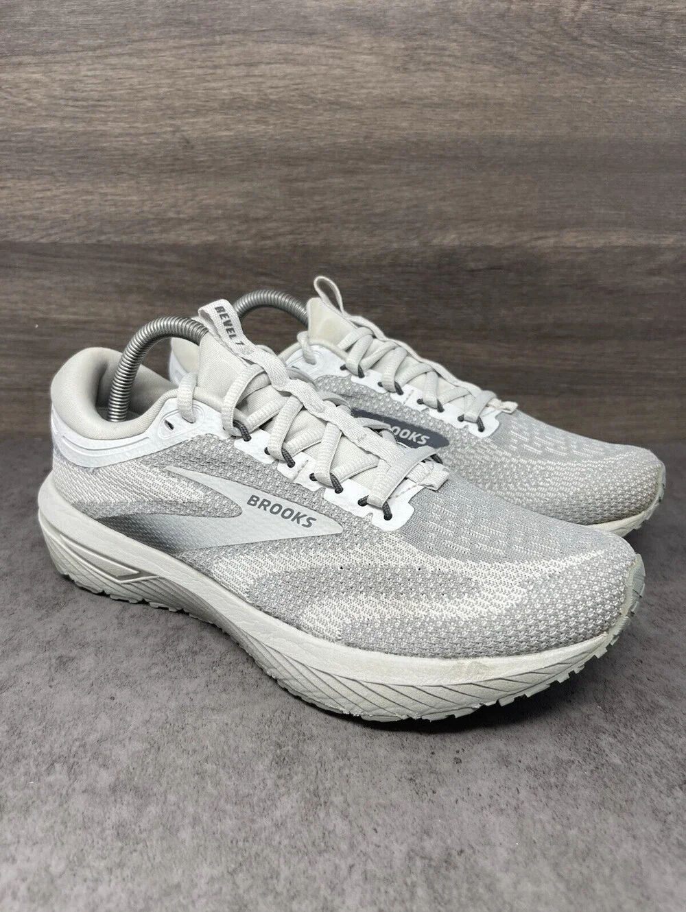 Brooks Revel 7 Size 10 Womens White Grey DNA Running Walking Athletic Shoes